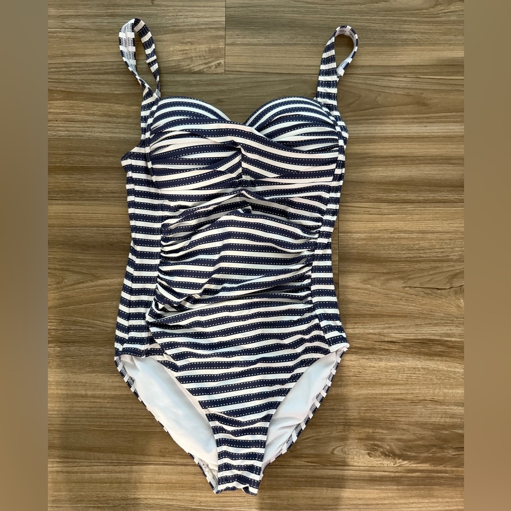 Cupshe Navy and White Striped One Piece Swimsuit